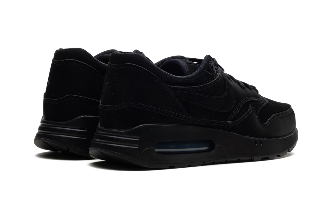 NIKE AIR MAX 1 &