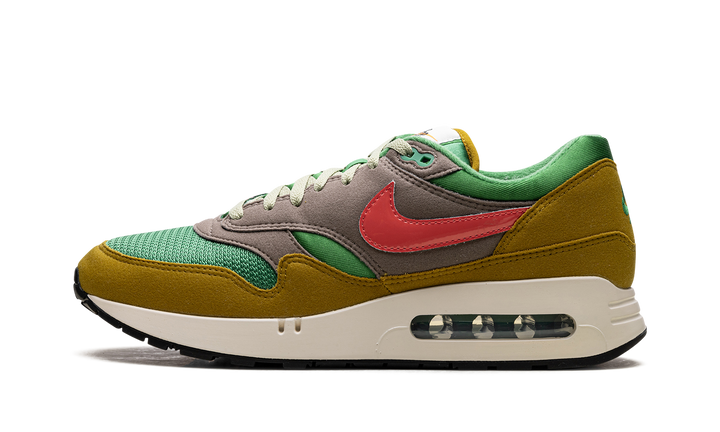 NIKE AIR MAX 1 &