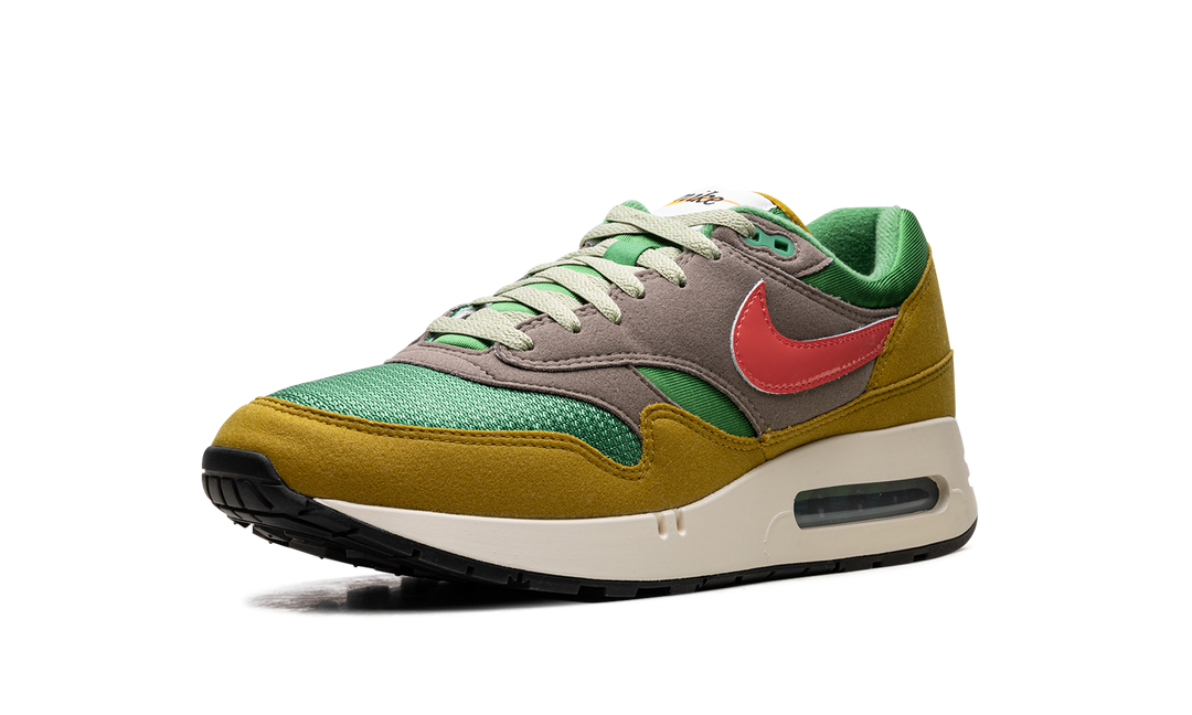 NIKE AIR MAX 1 &