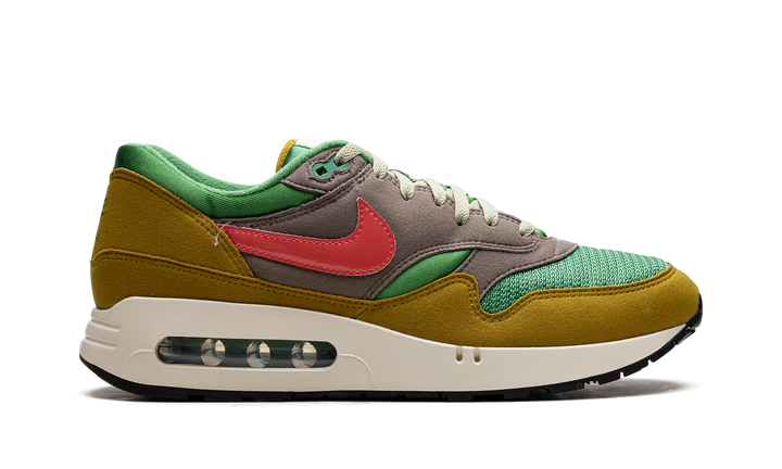 NIKE AIR MAX 1 &