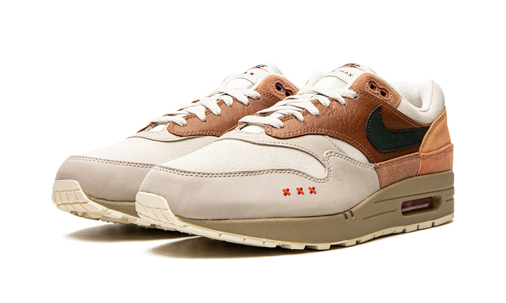NIKE AIR MAX 1 CITY PACK &