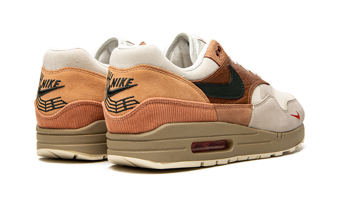 NIKE AIR MAX 1 CITY PACK &