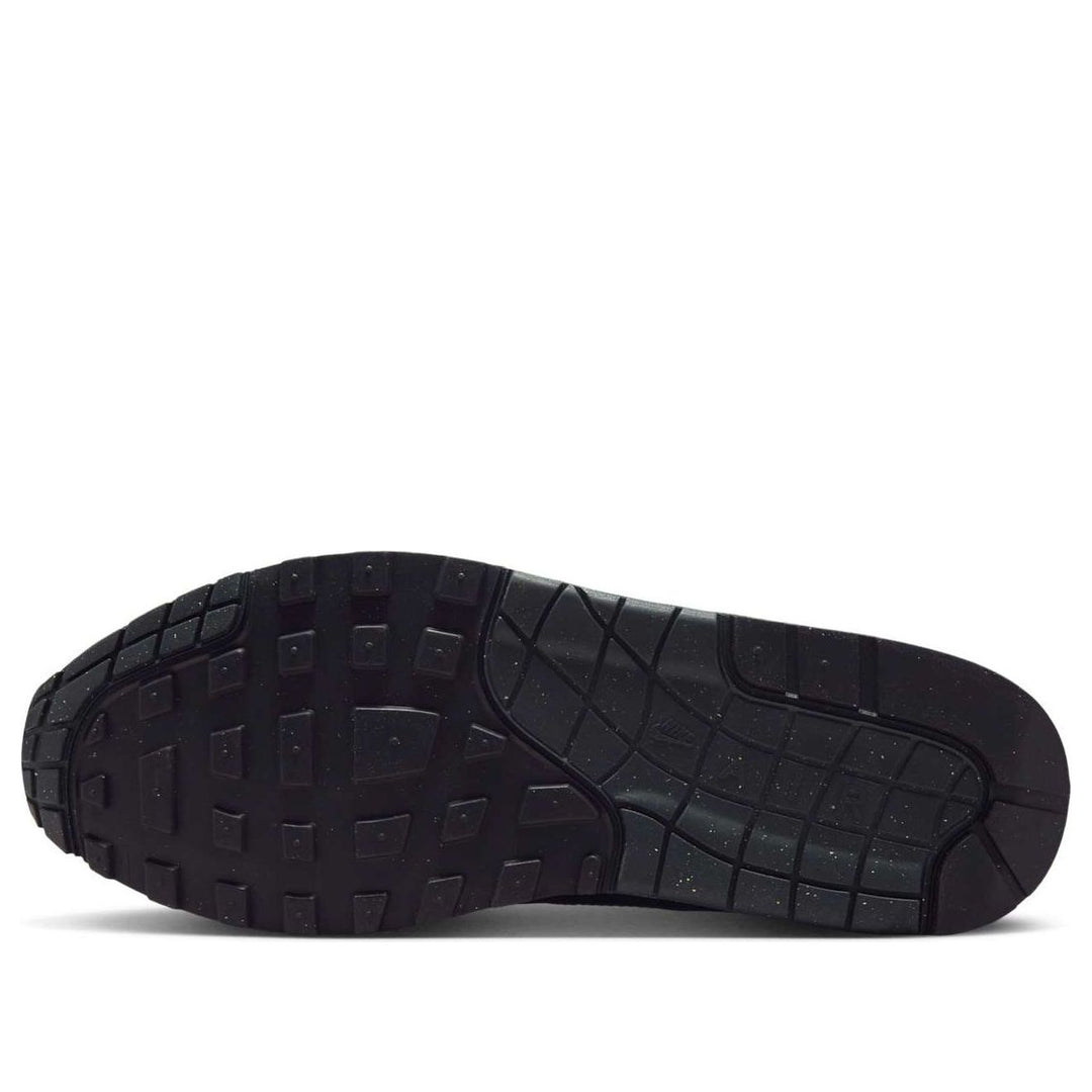 NIKE AIR MAX 1 ESSENTIAL BLACK GREEN STRIKE