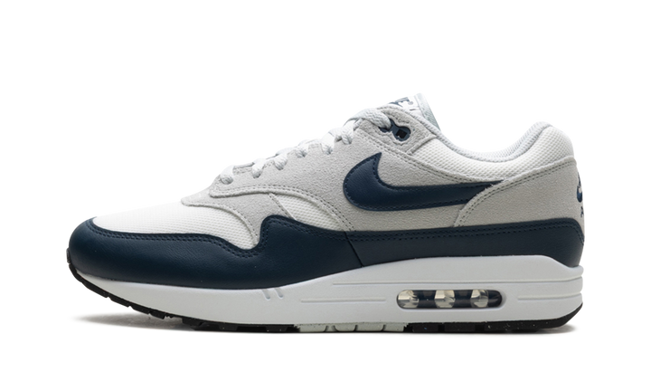 NIKE AIR MAX 1 ESSENTIAL SUMMIT WHITE ARMORY NAVY