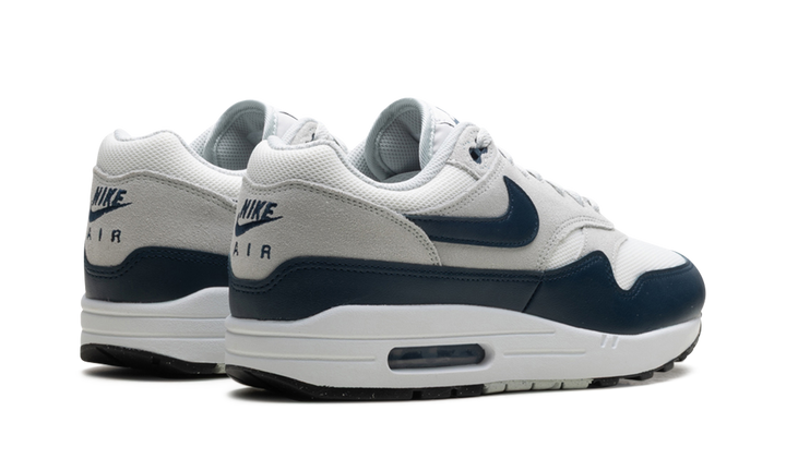 NIKE AIR MAX 1 ESSENTIAL SUMMIT WHITE ARMORY NAVY