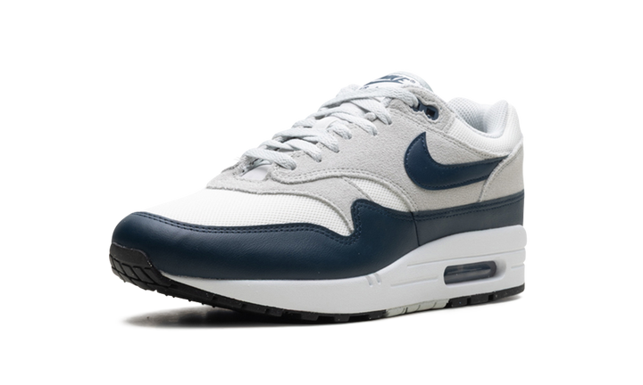 NIKE AIR MAX 1 ESSENTIAL SUMMIT WHITE ARMORY NAVY