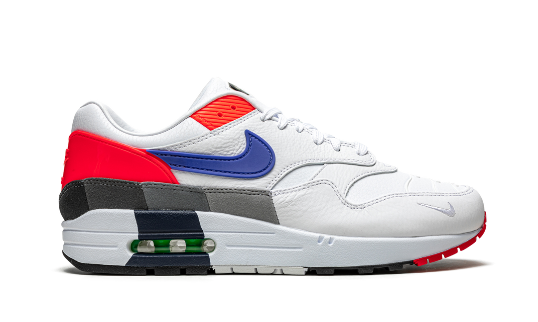 NIKE AIR MAX 1 EVOLUTION OF ICONS