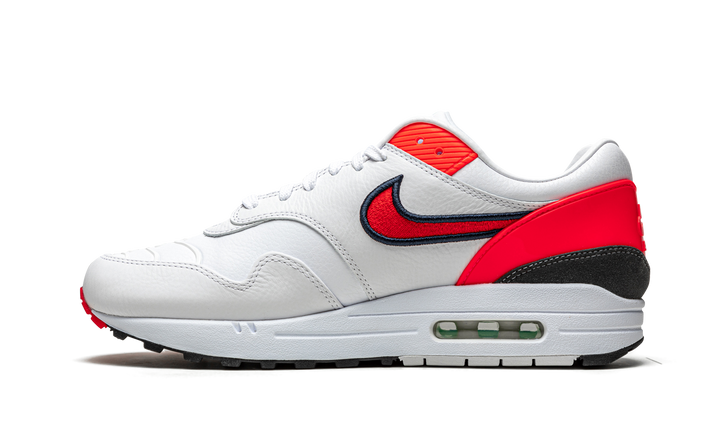 NIKE AIR MAX 1 EVOLUTION OF ICONS