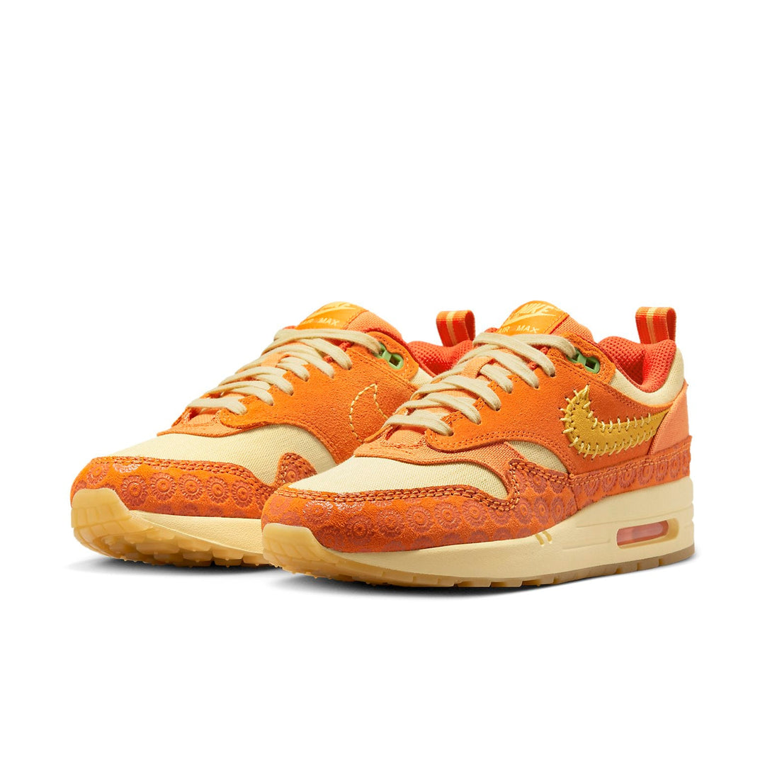 NIKE AIR MAX 1 PRM SOMOS FAMILIA WOMENS