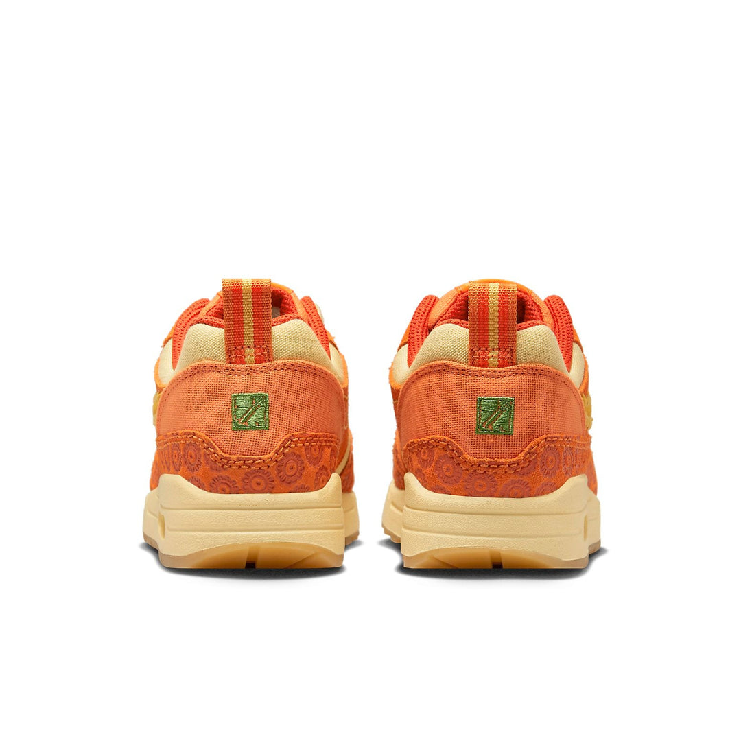 NIKE AIR MAX 1 PRM SOMOS FAMILIA WOMENS