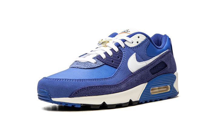 NIKE AIR MAX 90 SE FIRST USE SIGNAL BLUE