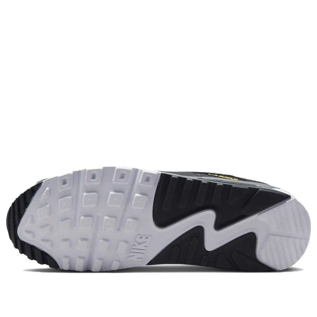 NIKE AIR MAX 90 SPRAY PAINT SWOOSH UNIVERSITY