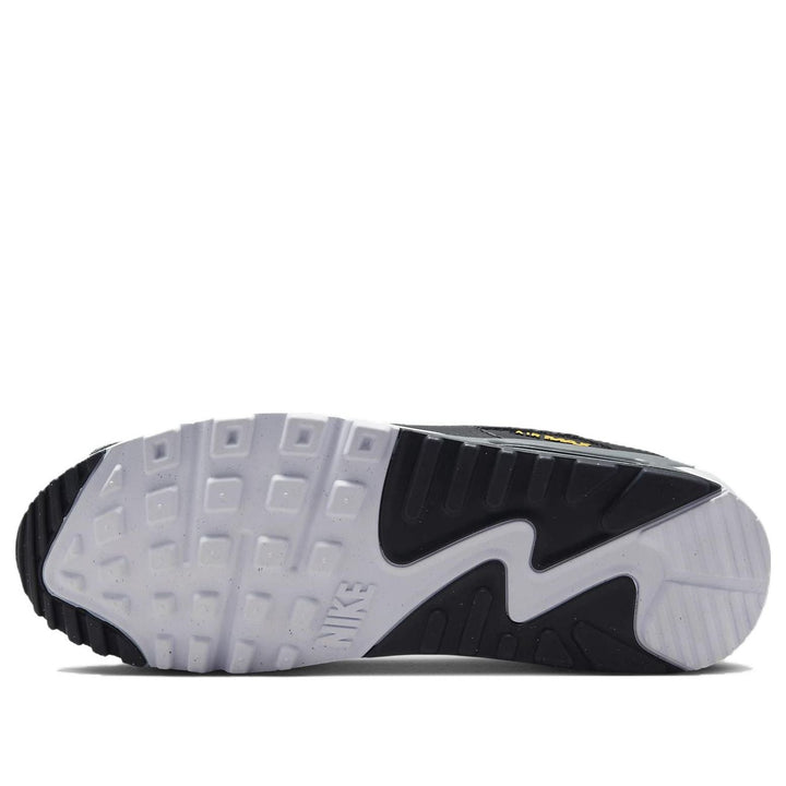 NIKE AIR MAX 90 SPRAY PAINT SWOOSH UNIVERSITY