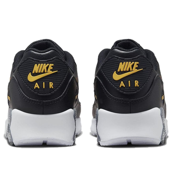 NIKE AIR MAX 90 SPRAY PAINT SWOOSH UNIVERSITY