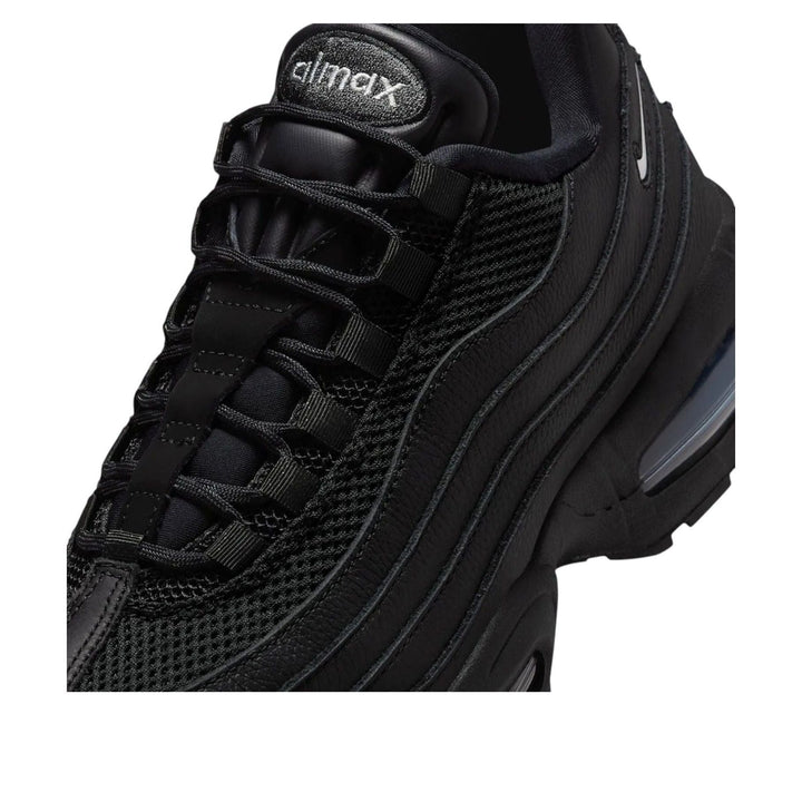 NIKE AIR MAX 95 BIG BUBBLE BLACK JEWEL SWOOSH (WOMEN&