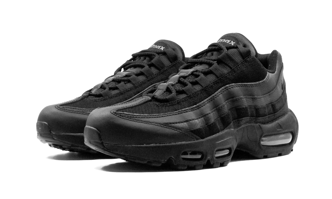 NIKE AIR MAX 95 ESSENTIAL TRIPLE BLACK