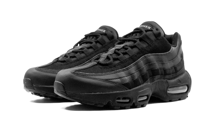 NIKE AIR MAX 95 ESSENTIAL TRIPLE BLACK