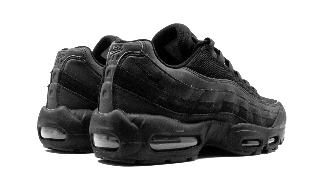 NIKE AIR MAX 95 ESSENTIAL TRIPLE BLACK