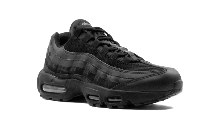 NIKE AIR MAX 95 ESSENTIAL TRIPLE BLACK