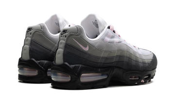 NIKE AIR MAX 95 WMNS 'PINK FOAM' 2025 — Stock