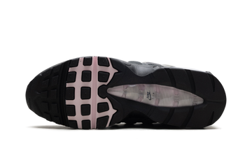 NIKE AIR MAX 95 WMNS 'PINK FOAM' 2025 — Stock