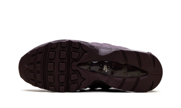 NIKE AIR MAX 95 SE BIG BUBBLE TOTAL 90 BURGUNDY CRUSH — Stock