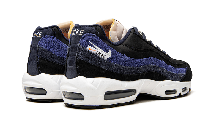 NIKE AIR MAX 95 SE RUNNING CLUB BLACK BLUE