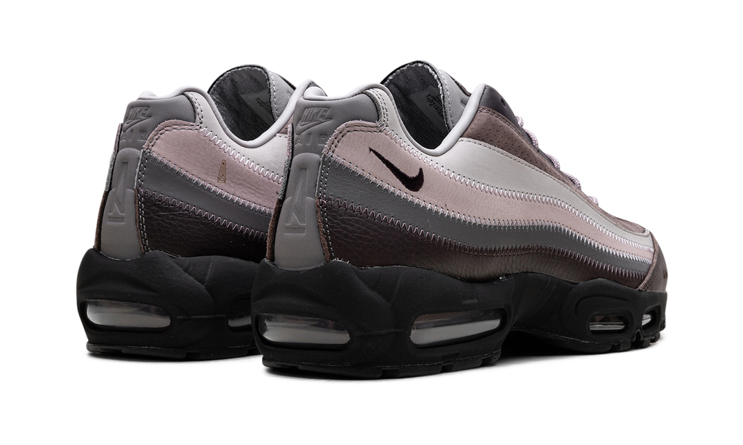 NIKE AIR MAX 95 SP A MA MANIÉRE WHILE YOU WERE SLEEPING