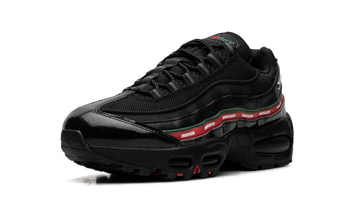 NIKE AIR MAX 95 SP UNDEFEATED BLACK