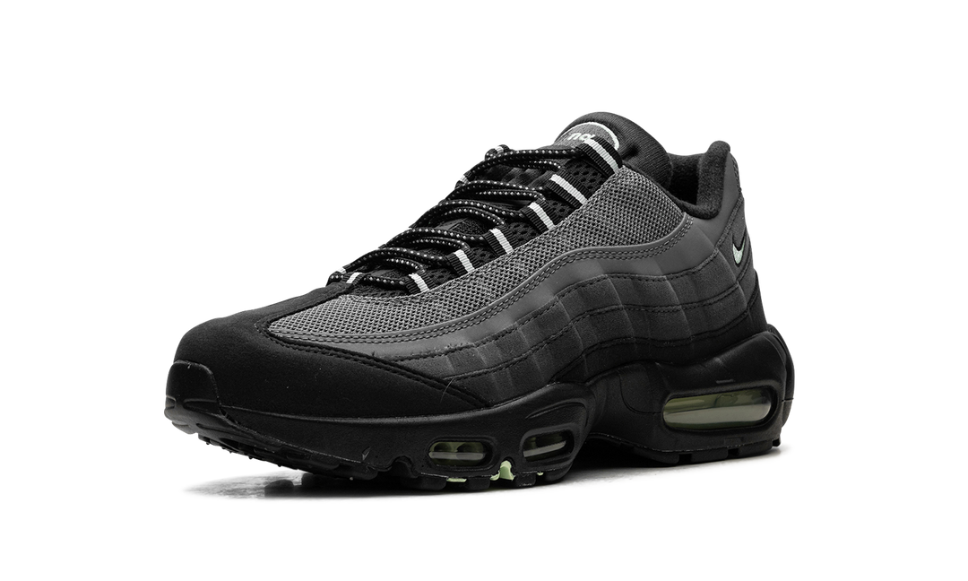 NIKE AIR MAX 95 VAPOR GREEN