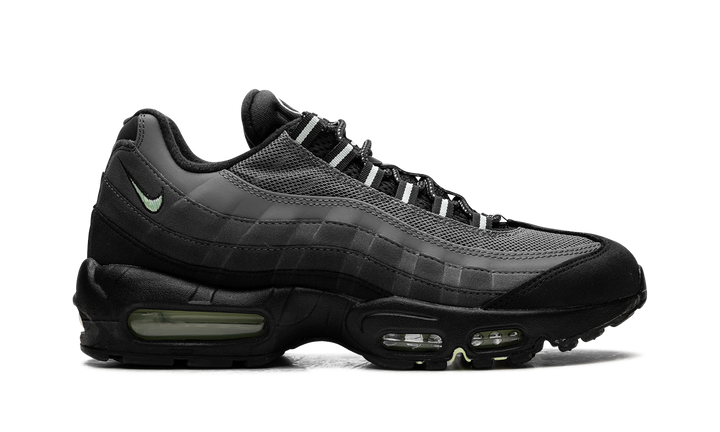 NIKE AIR MAX 95 VAPOR GREEN