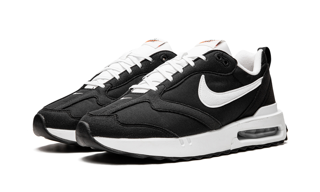 NIKE AIR MAX DAWN BLACK WHITE