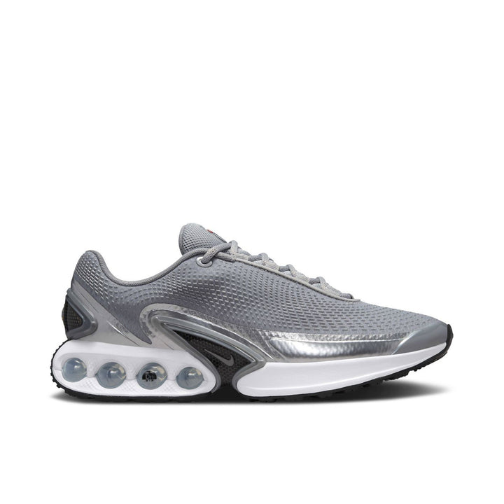 NIKE AIR MAX DN METALLIC SILVER WOMENS — Stock 