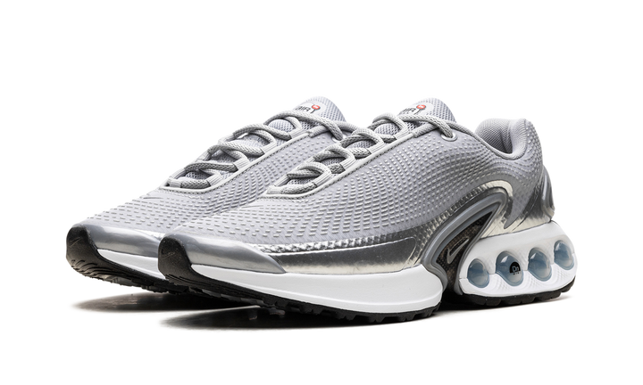 NIKE AIR MAX DN METALLIC SILVER WOMENS — Stock 
