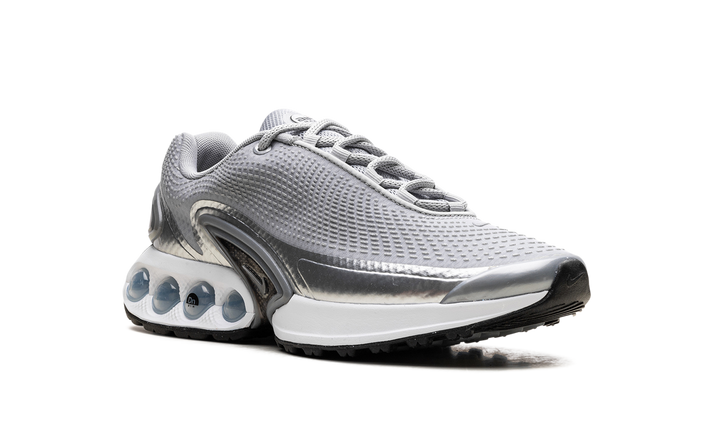 NIKE AIR MAX DN METALLIC SILVER WOMENS — Stock 