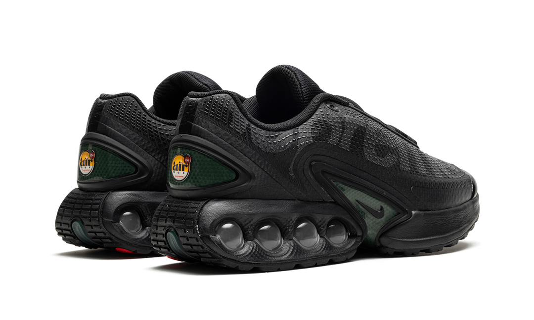 NIKE AIR MAX DN X SUPREME BLACK