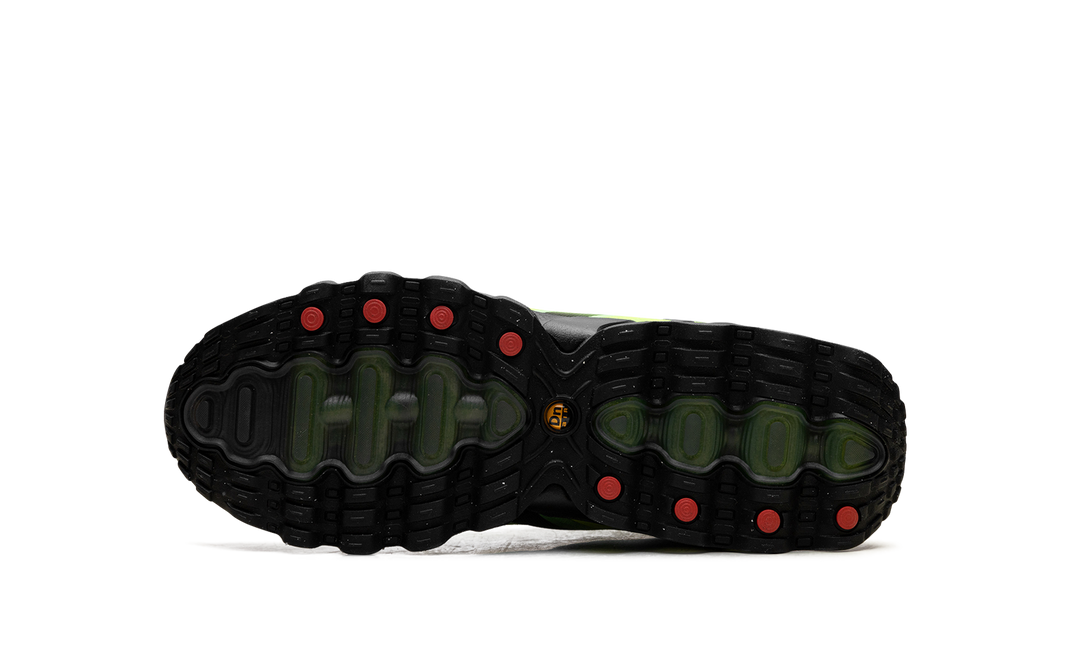 NIKE AIR MAX DN8 BLACK GREEN STRIKE GS