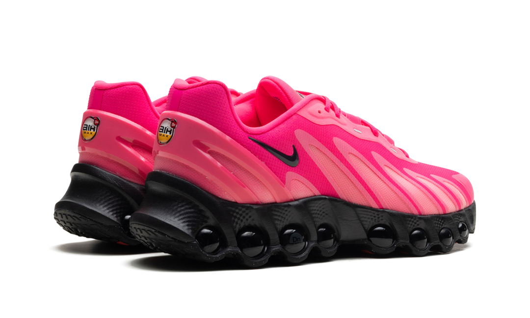 NIKE AIR MAX DN8 HYPER PINK