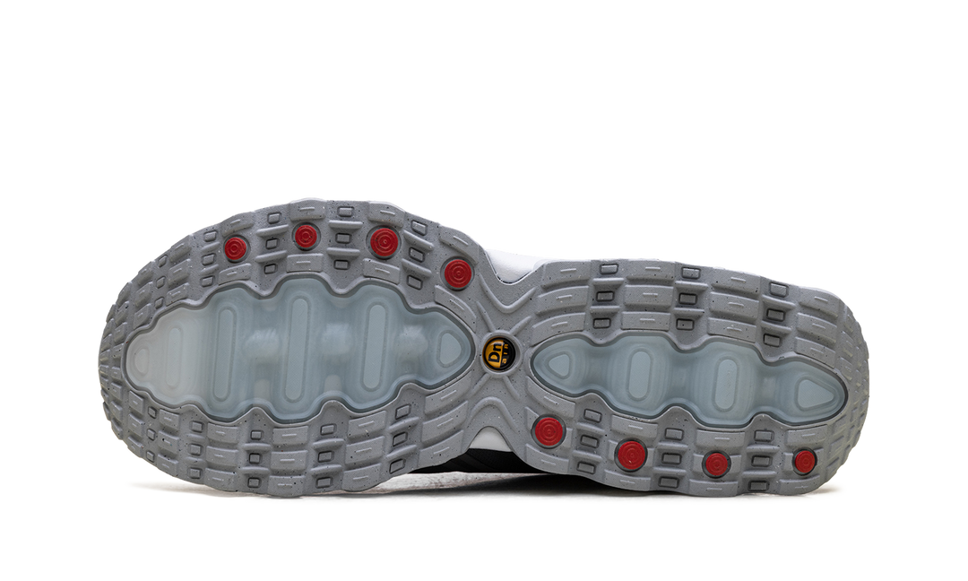 NIKE AIR MAX DN8 WOLF GREY METALLIC SILVER WOMENS