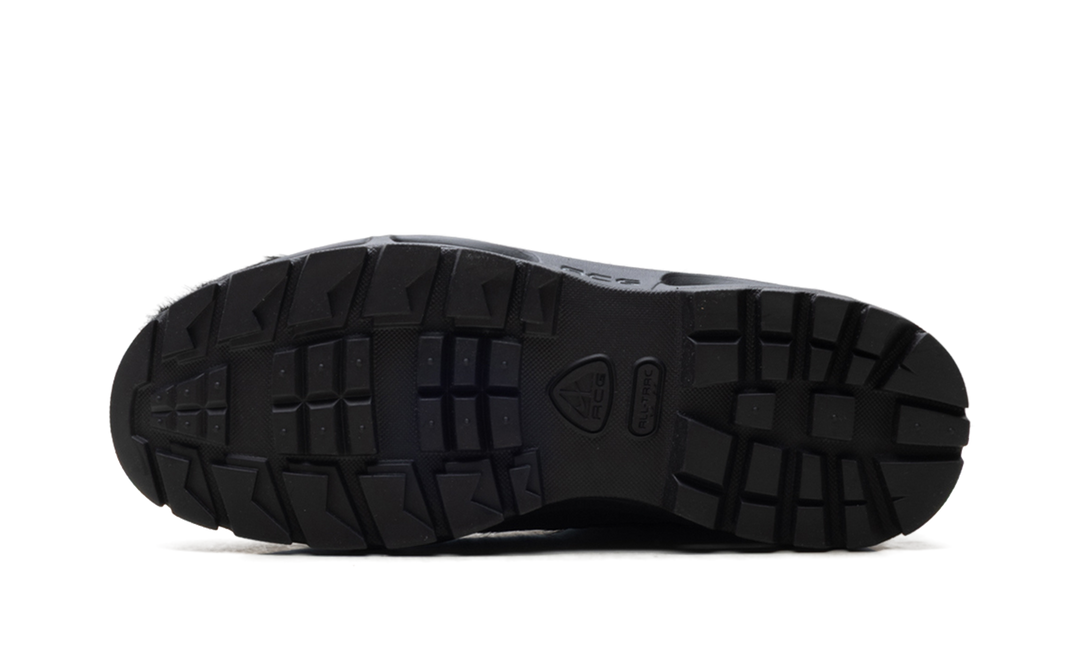 NIKE AIR MAX GOADOME BLACK PONY HAIR