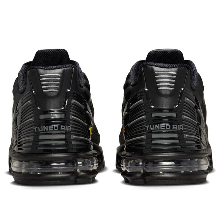 NIKE AIR MAX PLUS 3 BLACK SMOKE GREY