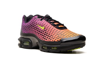 NIKE AIR MAX PLUS 7 DUSK — Stock