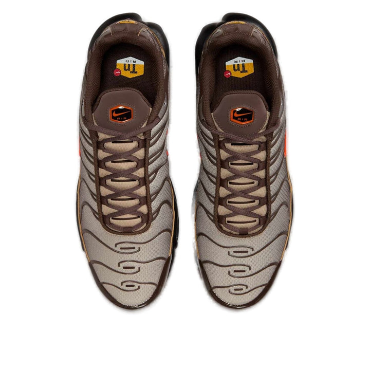 NIKE AIR MAX PLUS BAROQUE BROWN SAFETY ORANGE