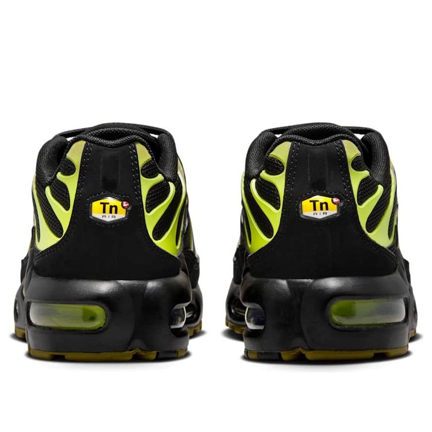 NIKE AIR MAX PLUS BLACK CYBER (GS)