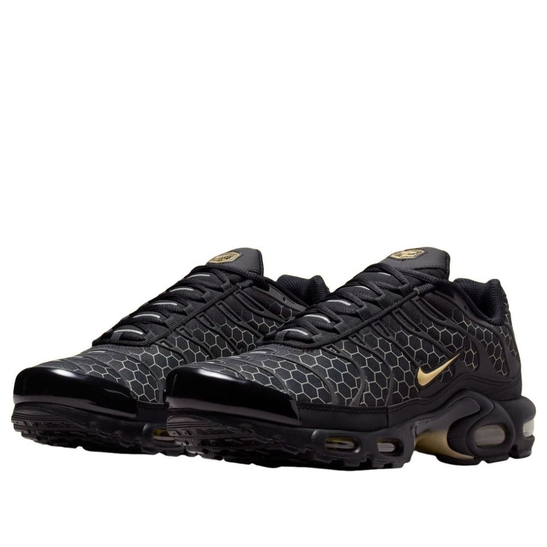 NIKE AIR MAX PLUS BLACK HONEY