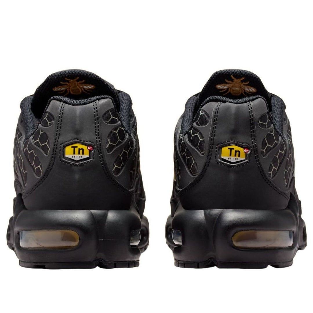 NIKE AIR MAX PLUS BLACK HONEY