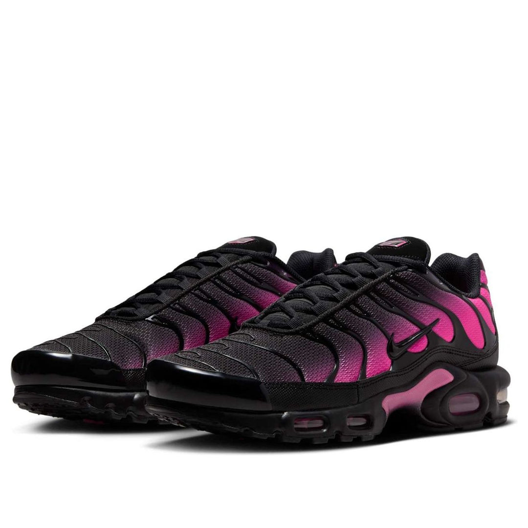 NIKE AIR MAX PLUS BLACK HYPER PINK
