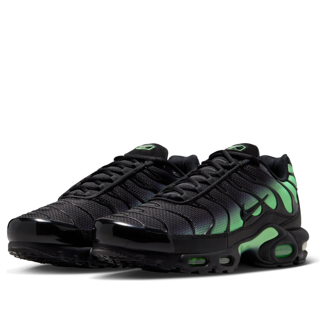 NIKE AIR MAX PLUS BLACK ILLUSION GREEN
