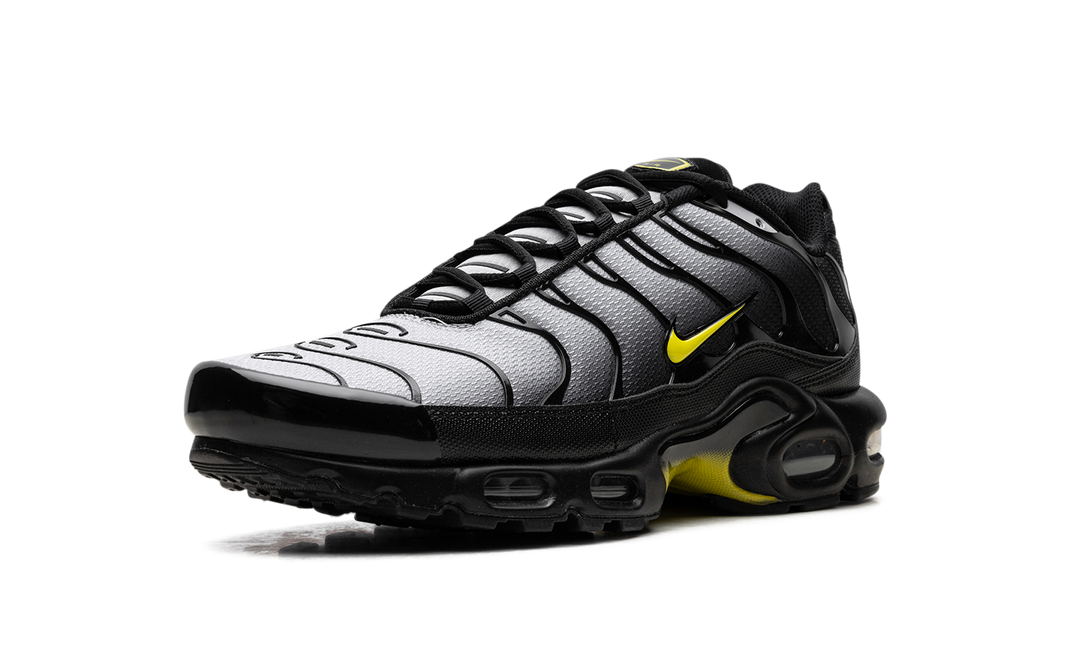 NIKE AIR MAX PLUS BLACK OPTI YELLOW