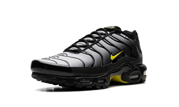 NIKE AIR MAX PLUS BLACK OPTI YELLOW